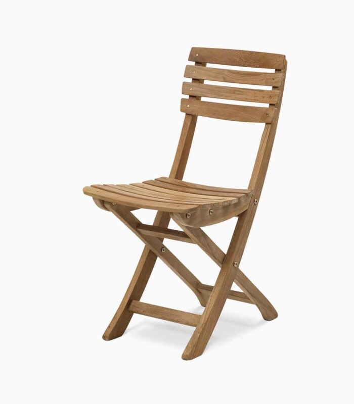 Classic Wooden Chair 1 1 700x800